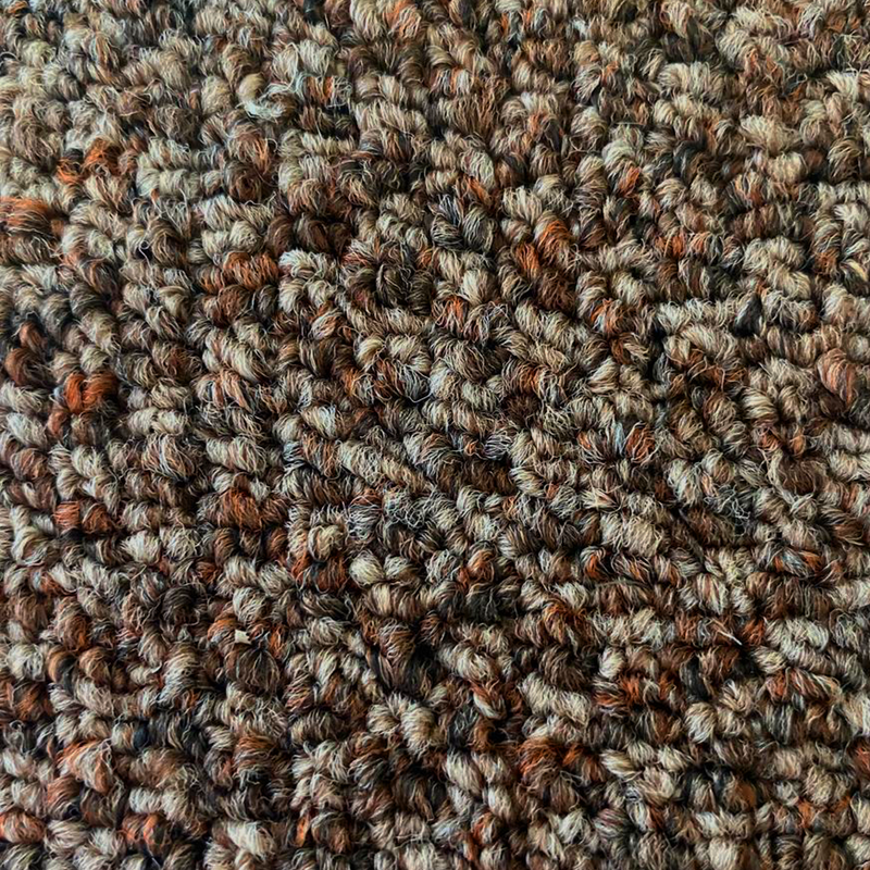 CLUB DESINGNS III ALFOMBRA DE ROLLO 100% SOLUTION DYED PET (ANCHO 3.66 MTS)