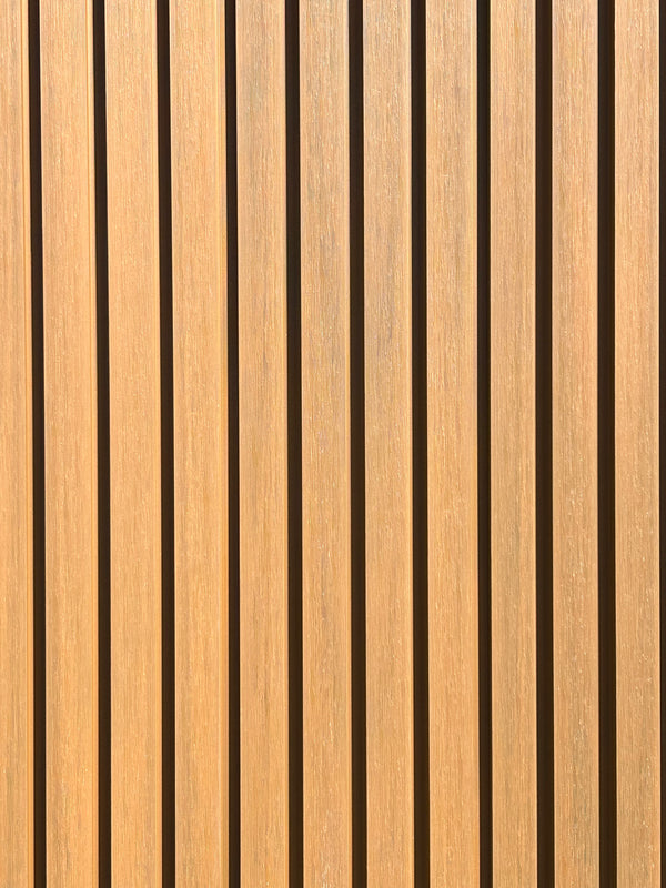 LAMBRIN EXTERIOR WPC TEKA 2900X219X26MM PZA=0.6351 M2
