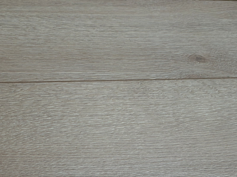 LINEA MICROGROVE 8 EGGER LAMINADOS, CAJA 1.99M2 (1292X193X8MM) AC4