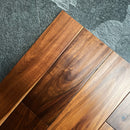 PISO MADERA DE INGENIERÍA ACACIA GROSOR (CAJA DE 3.02M2) 12 MM/2MM CHAPA